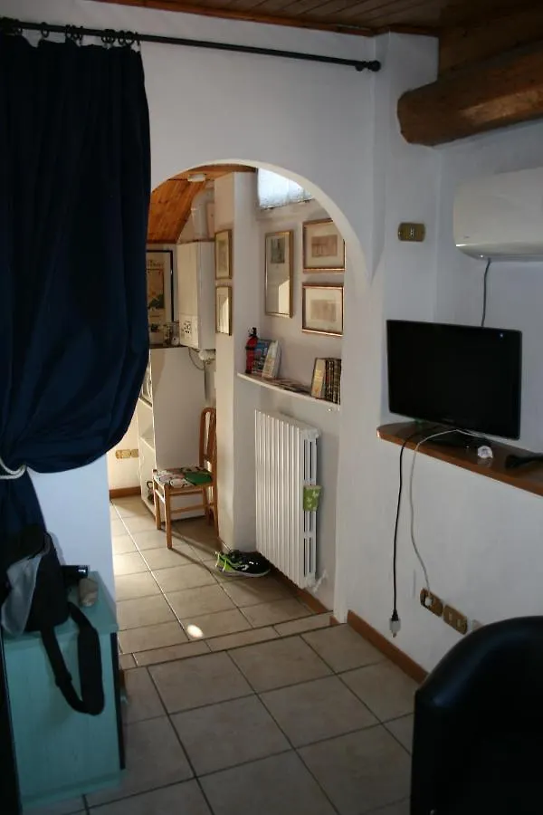 Alloggio Incantevole Sui Tetti Di Boloňa 0*,  Itálie