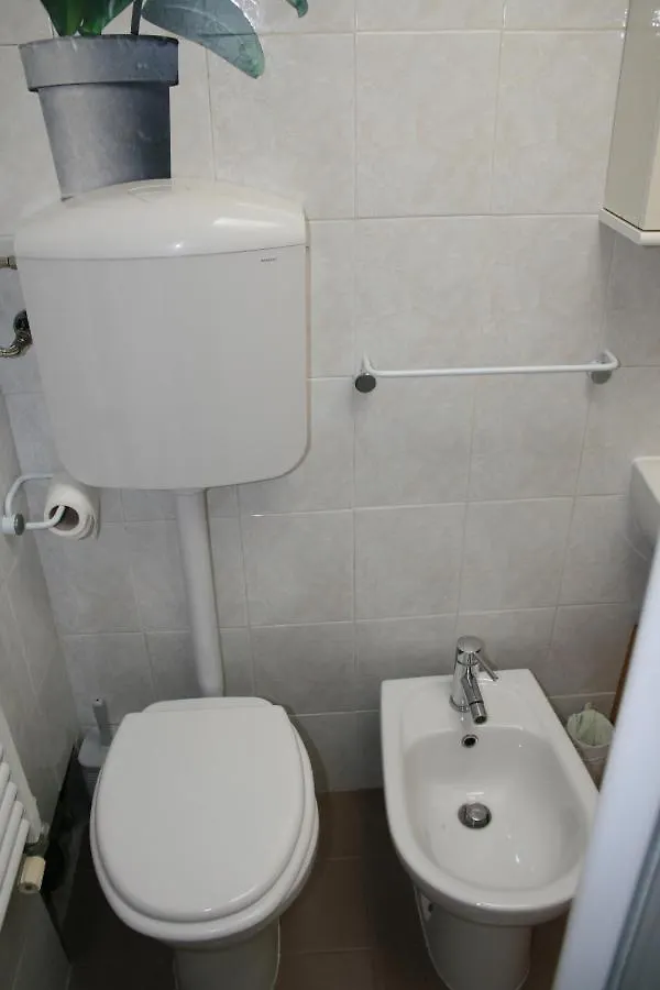 Alloggio Incantevole Sui Tetti Di Boloňa